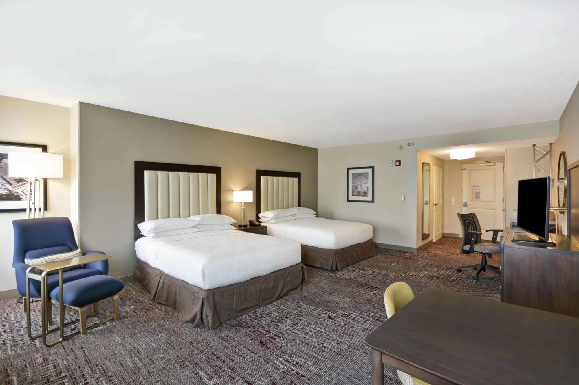 Отель Doubletree By Hilton Chicago Midway Airport, Il Bedford Park Экстерьер фото
